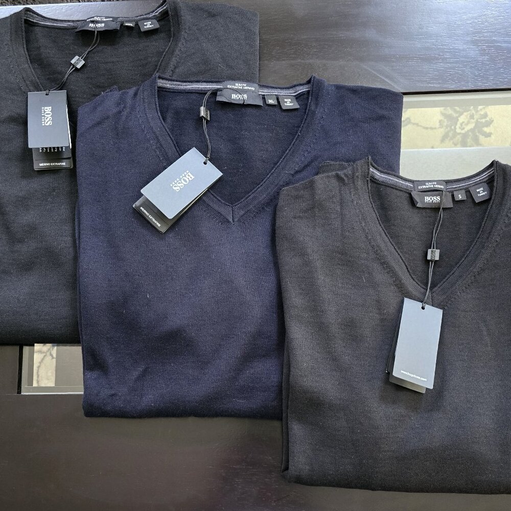 New Hugo Boss - Merino Wool- V-neck Sweaters  - Black 2XL and Small, Blue XL